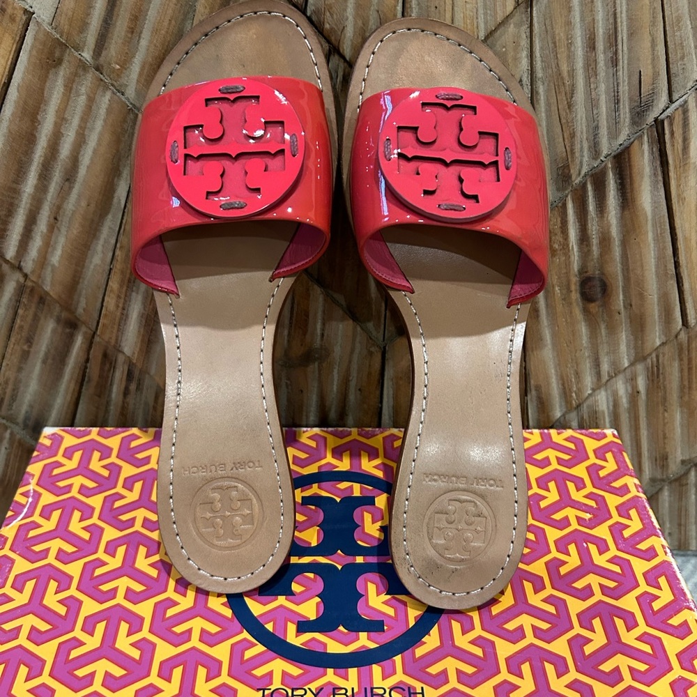 Tory Burch Aerin-Patent Calf (Kitten Heel) Women’s 7.5 (Used)